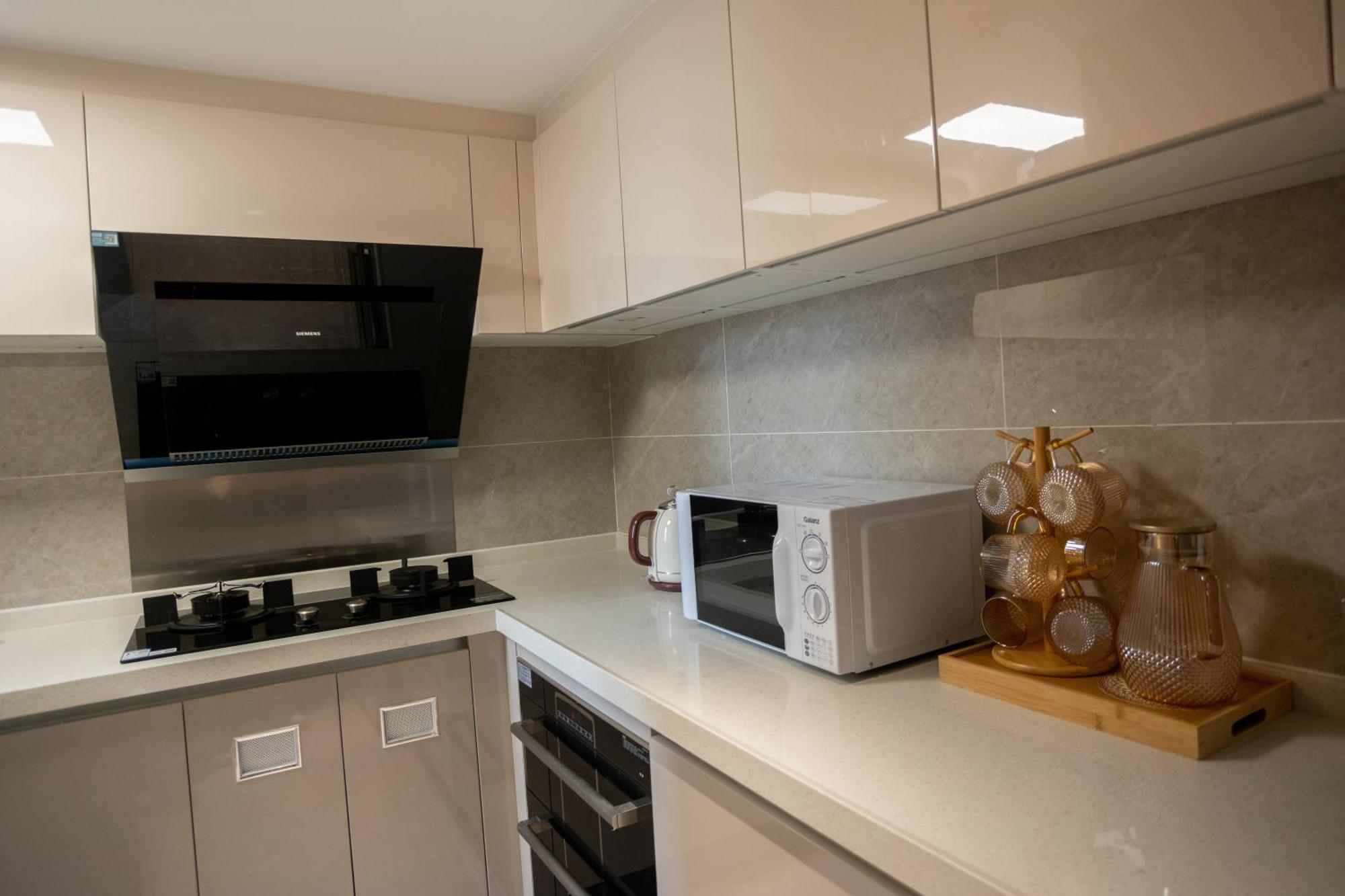Sunny International Apartment From Beijing Road Canton Esterno foto