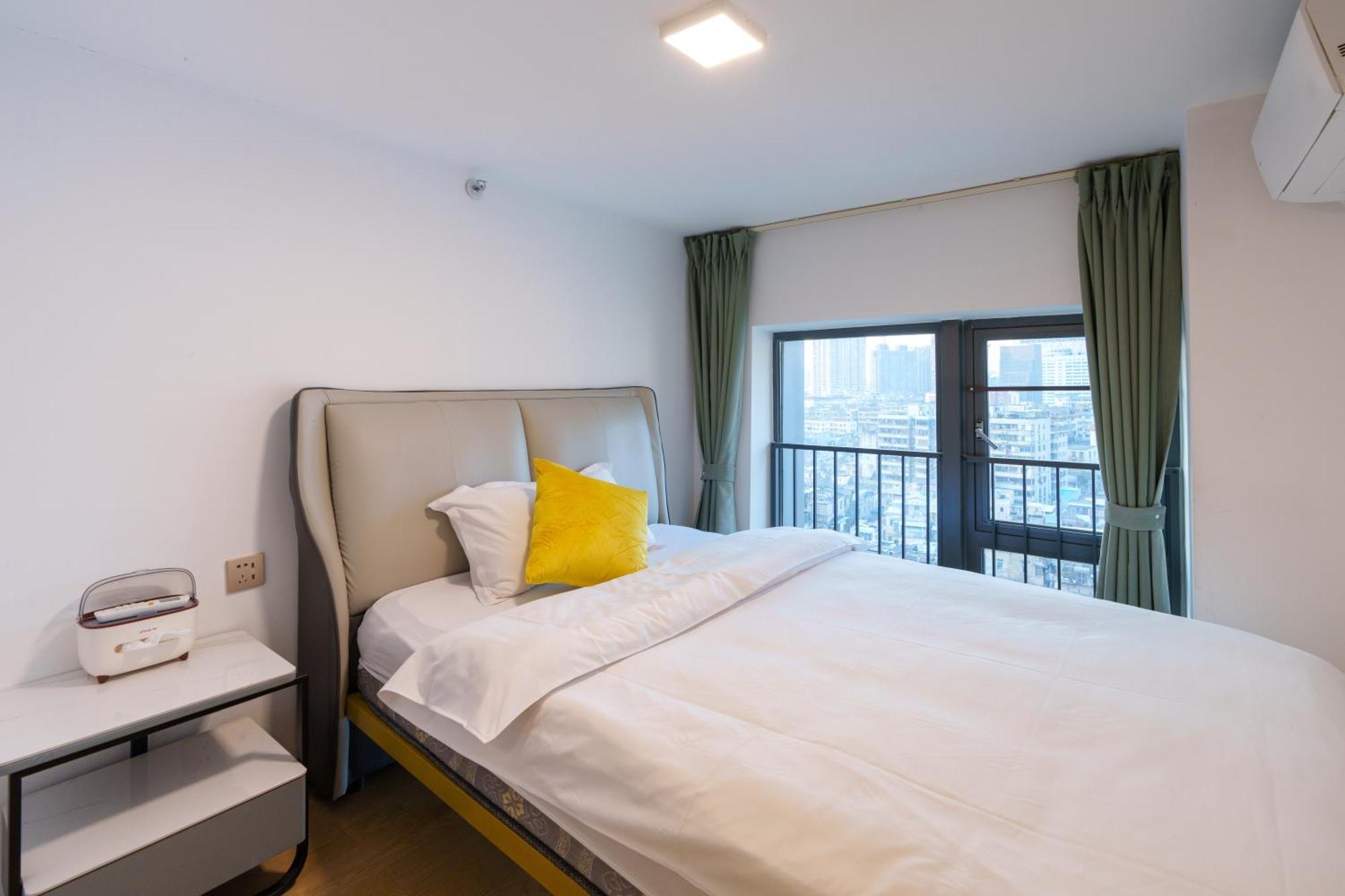 Sunny International Apartment From Beijing Road Canton Esterno foto