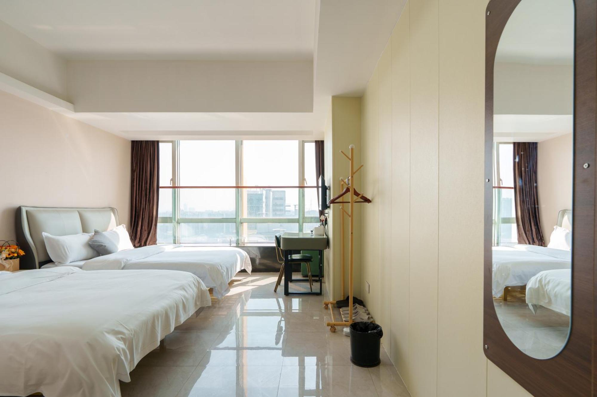 Sunny International Apartment From Beijing Road Canton Esterno foto