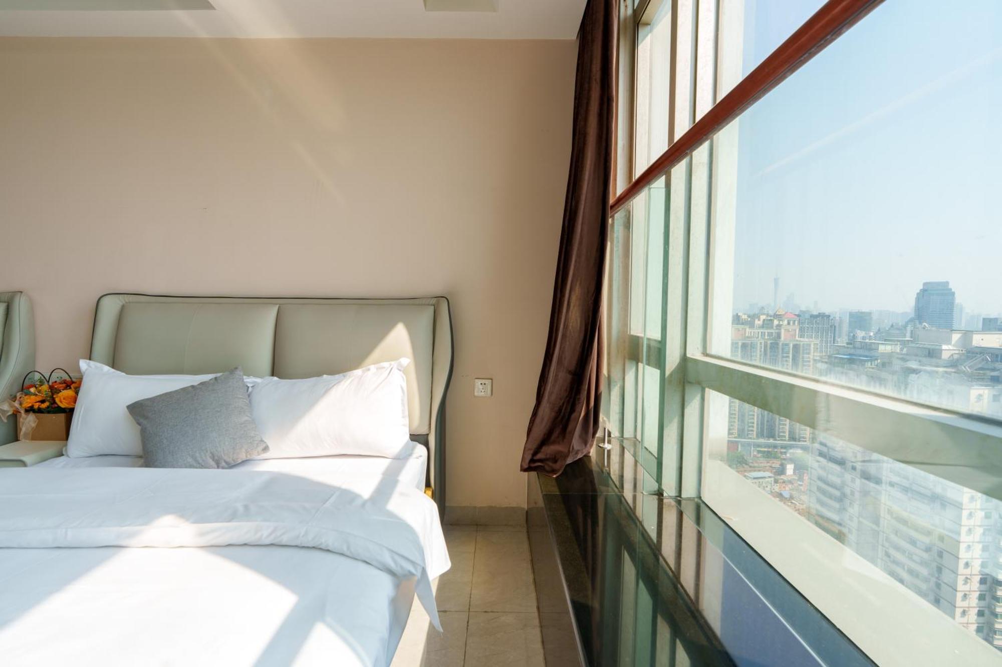 Sunny International Apartment From Beijing Road Canton Esterno foto